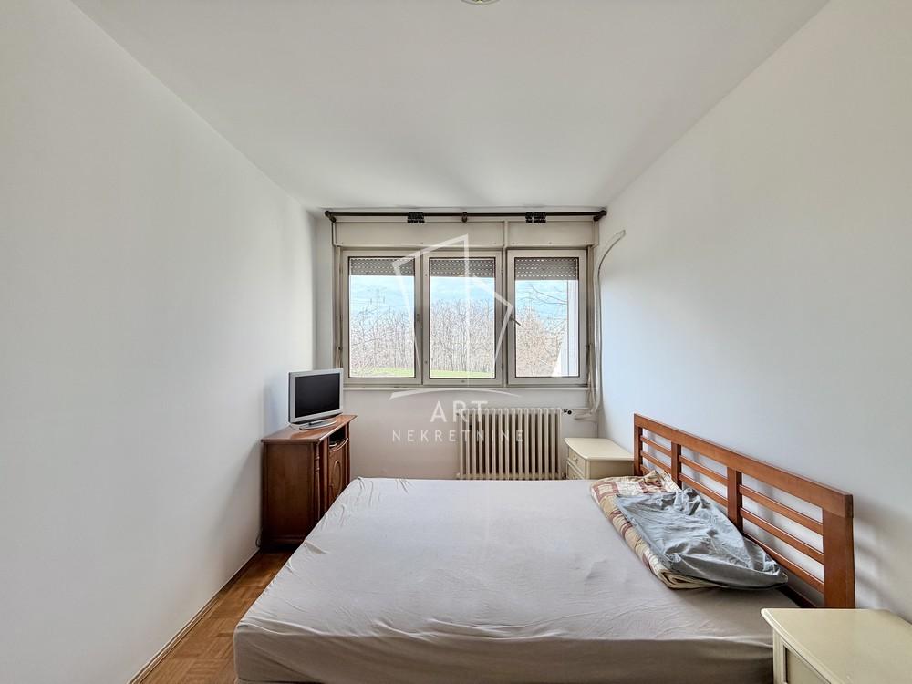 Stan na prodaju u Beogradu, Zvezdara, dvoiposoban, 61m2, cena 190000 evra