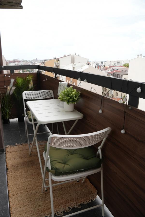 Stan na prodaju u Beogradu, Đeram pijaca, troiposoban, 83m2, cena 305000 evra