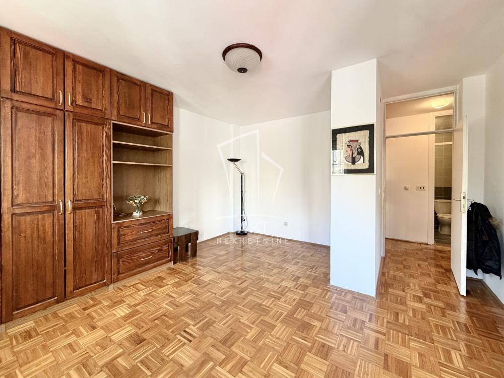 Stan na prodaju u Beogradu, Novi Beograd, jednosoban, 38m2, cena 139000 evra