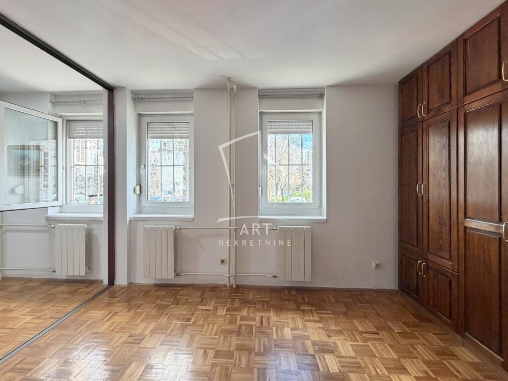 Stan na prodaju u Beogradu, Novi Beograd, jednosoban, 38m2, cena 139000 evra