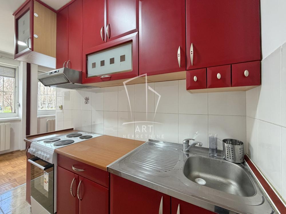 Stan na prodaju u Beogradu, Novi Beograd, jednosoban, 38m2, cena 139000 evra