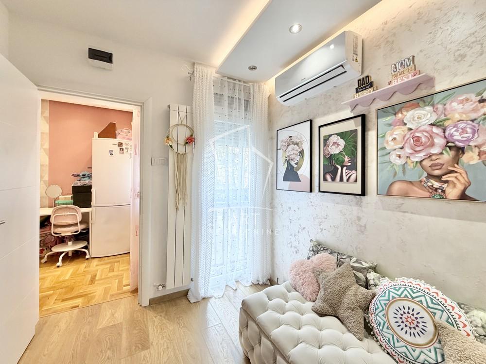 Stan na prodaju u Beogradu, Konjarnik, cetvorosoban, 56m2, cena 225000 evra