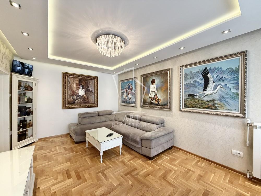 Stan na prodaju u Beogradu, Konjarnik, cetvorosoban, 56m2, cena 225000 evra