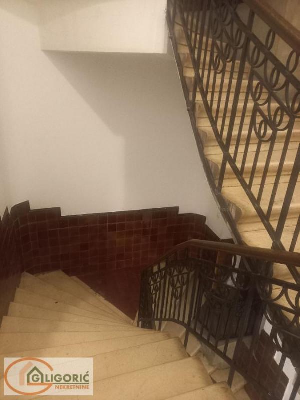 Stan na prodaju u Beogradu, Savski venac, 203m2, cena 855000 evra