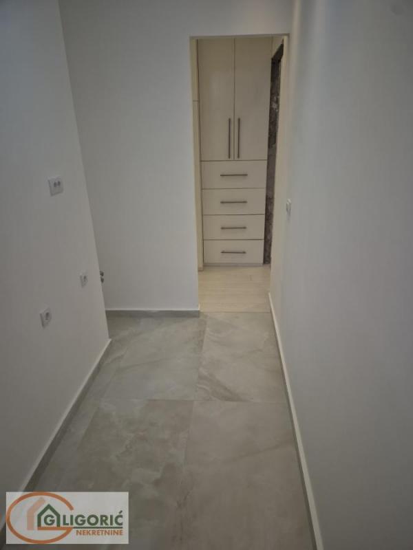 Stan na prodaju u Beogradu, Beograd (Skupština), dvosoban, 60m2, cena 320000 evra