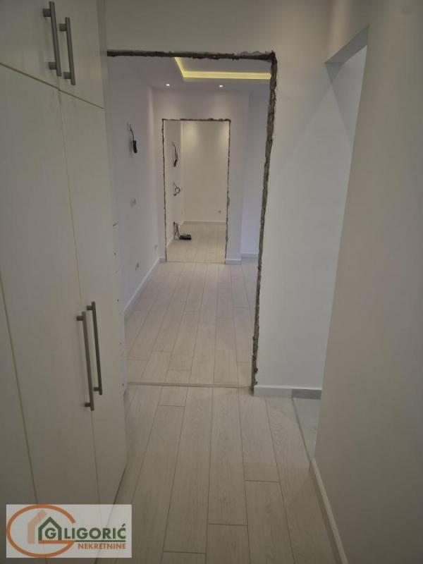 Stan na prodaju u Beogradu, Beograd (Skupština), dvosoban, 60m2, cena 320000 evra