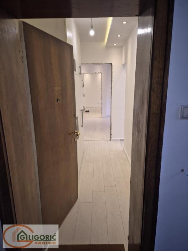 Stan na prodaju u Beogradu, Beograd (Skupština), dvosoban, 60m2, cena 320000 evra