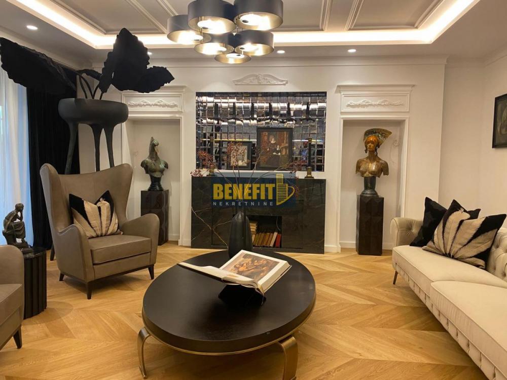 Stan na prodaju u Beogradu, Vračar (Hram), cetvorosoban, 260m2, cena 1650000 evra