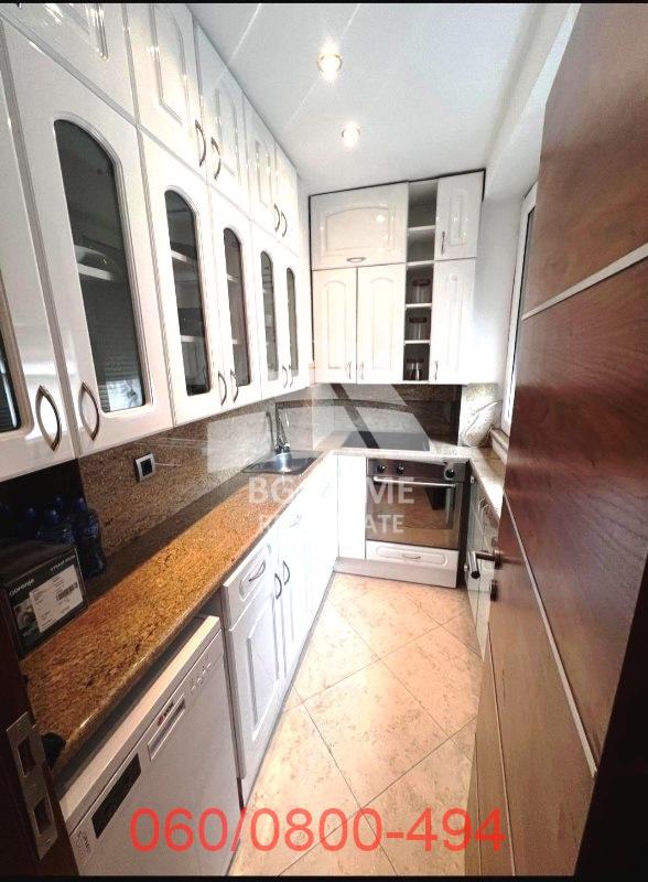 Stan na prodaju u Beogradu, Stari grad, jednoiposoban, 40m2, cena 230000 evra