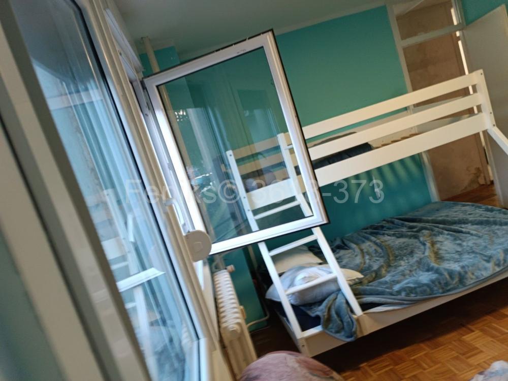 Stan na prodaju u Beogradu, Novi Beograd blok 34 (Studentski grad), troiposoban, 73m2, cena 277000 evra