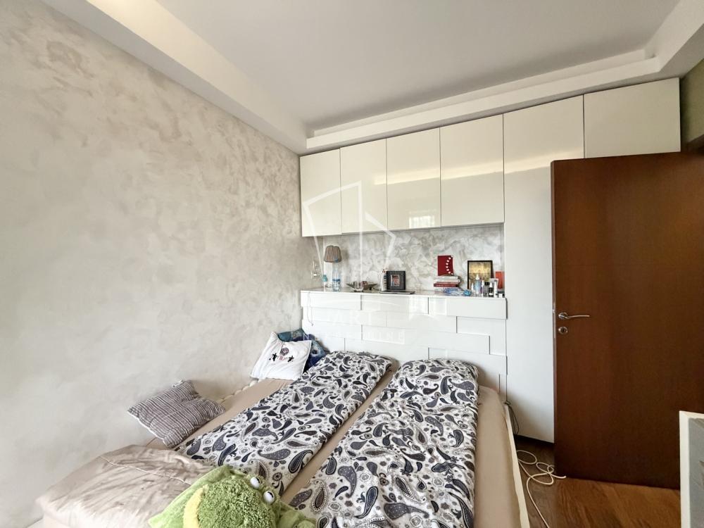 Stan na prodaju u Beogradu, Banovo brdo, cetvorosoban, 123m2, cena 420000 evra