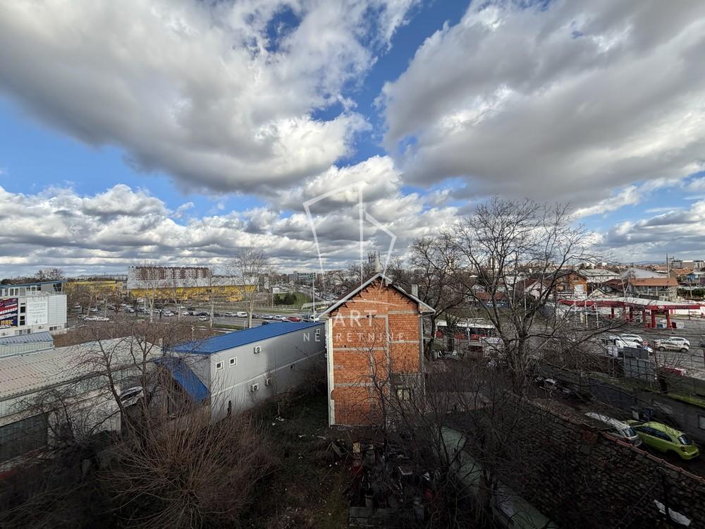 Stan na prodaju u Beogradu, Zemun, jednosoban, 48m2, cena 142500 evra