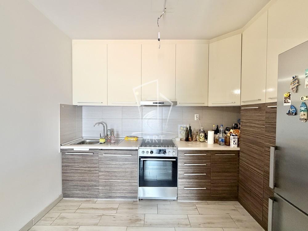 Stan na prodaju u Beogradu, Zemun, jednosoban, 48m2, cena 142500 evra