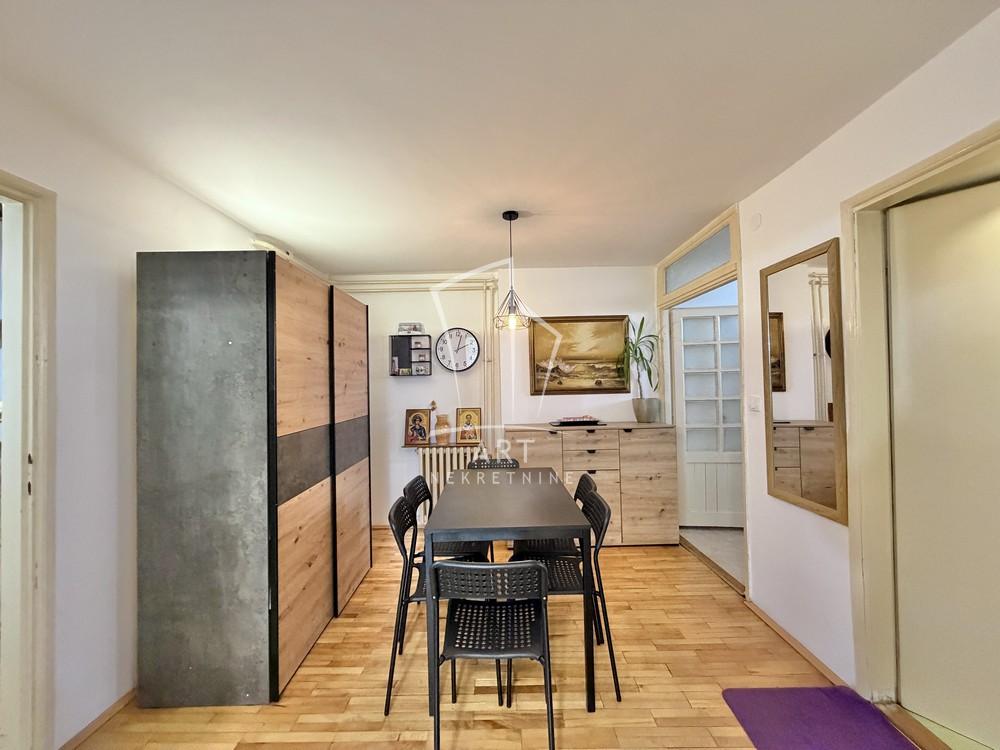 Stan na prodaju u Beogradu, Rakovica, trosoban, 80m2, cena 175000 evra