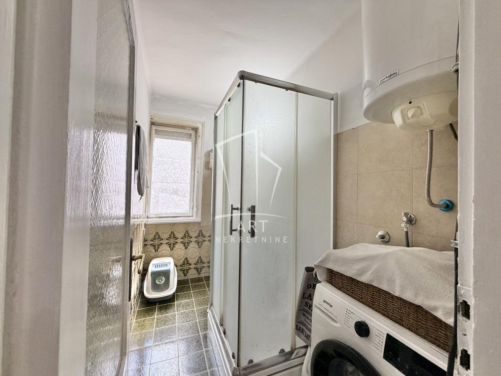 Stan na prodaju u Beogradu, Palilula, dvosoban, 46m2, cena 173000 evra