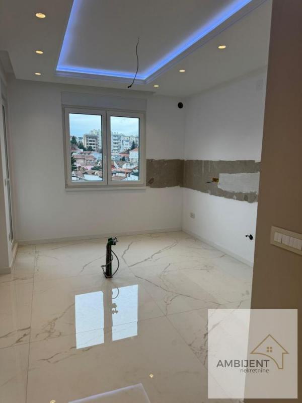 Stan na prodaju u Beogradu, Bulbulder, 162m2, cena 486000 evra