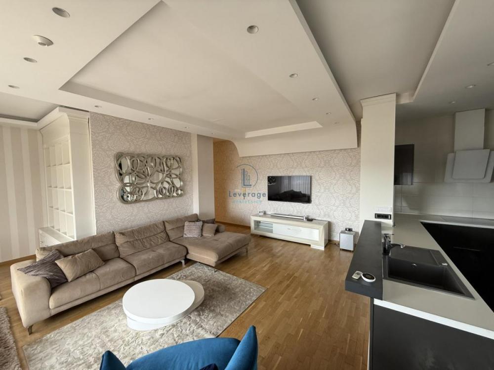 Stan na prodaju u Beogradu, Rakovica, 130m2, cena 325000 evra