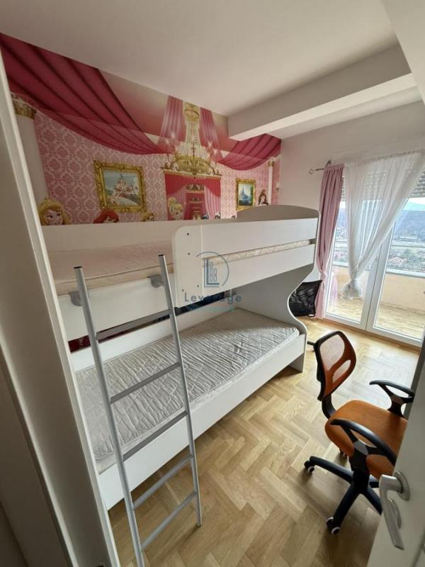 Stan na prodaju u Beogradu, Rakovica, 130m2, cena 325000 evra