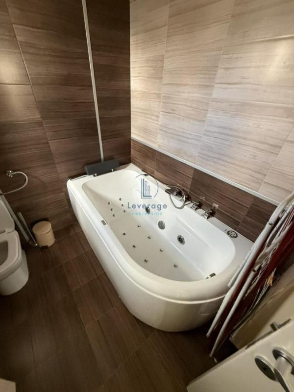 Stan na prodaju u Beogradu, Rakovica, 130m2, cena 325000 evra