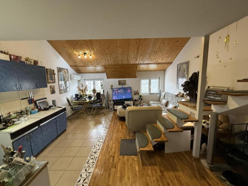 Stan na prodaju u Beogradu, Višnjička banja, dvosoban, 69m2, cena 138000 evra