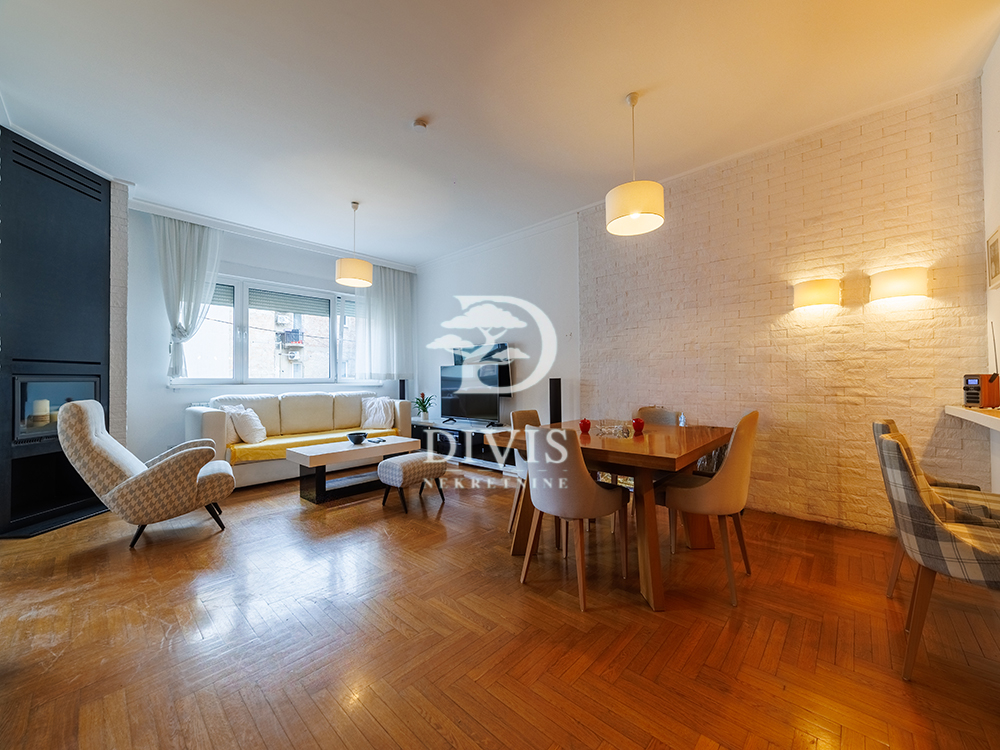 Stan na prodaju u Beogradu, Kalenić pijaca, trosoban, 102m2, cena 450000 evra