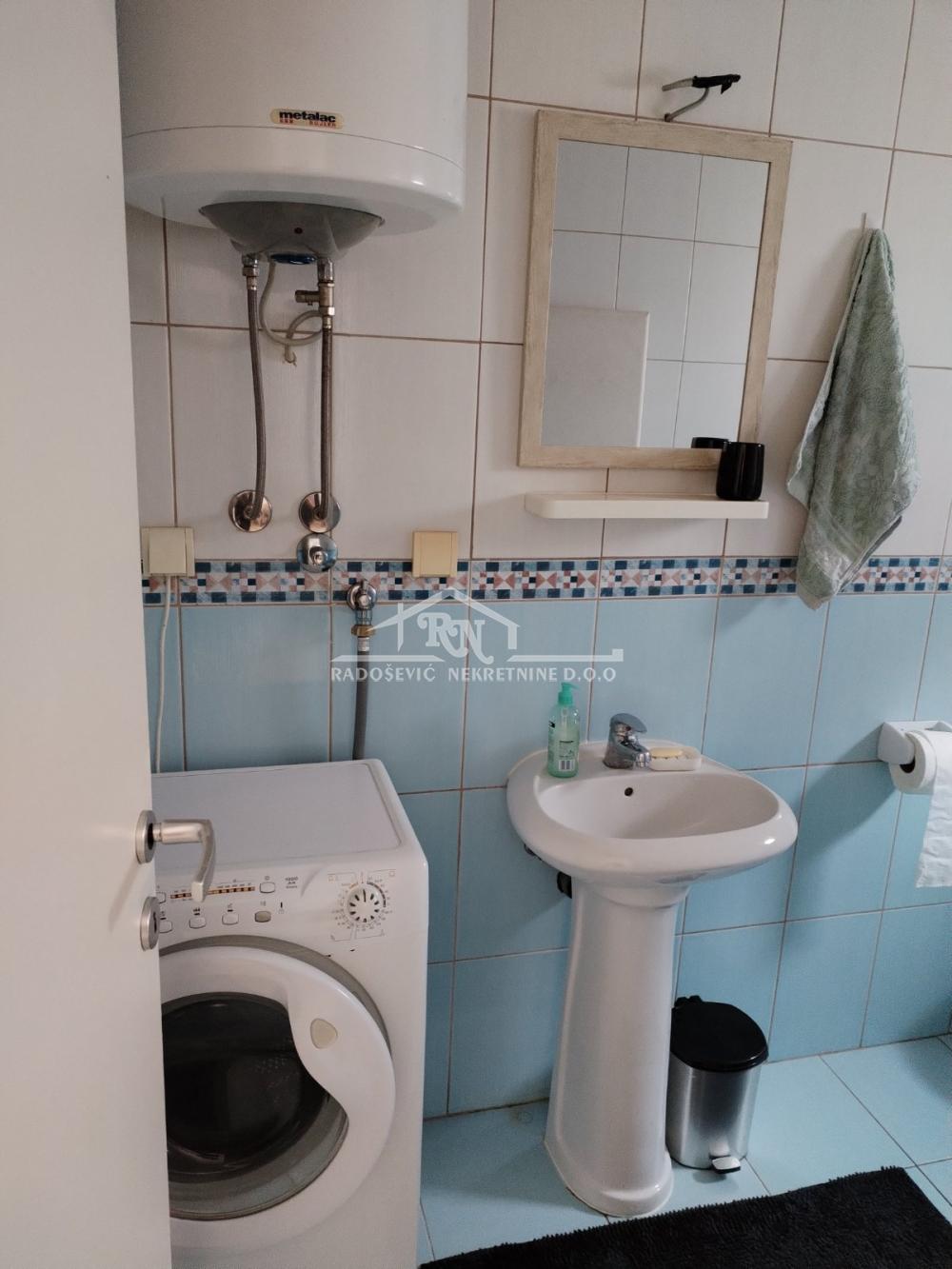 Stan na prodaju u Beogradu, Rakovica, jednosoban, 30m2, cena 85000 evra