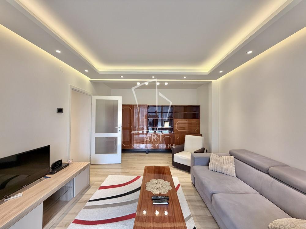 Stan na prodaju u Beogradu, Voždovac, dvosoban, 51m2, cena 148000 evra