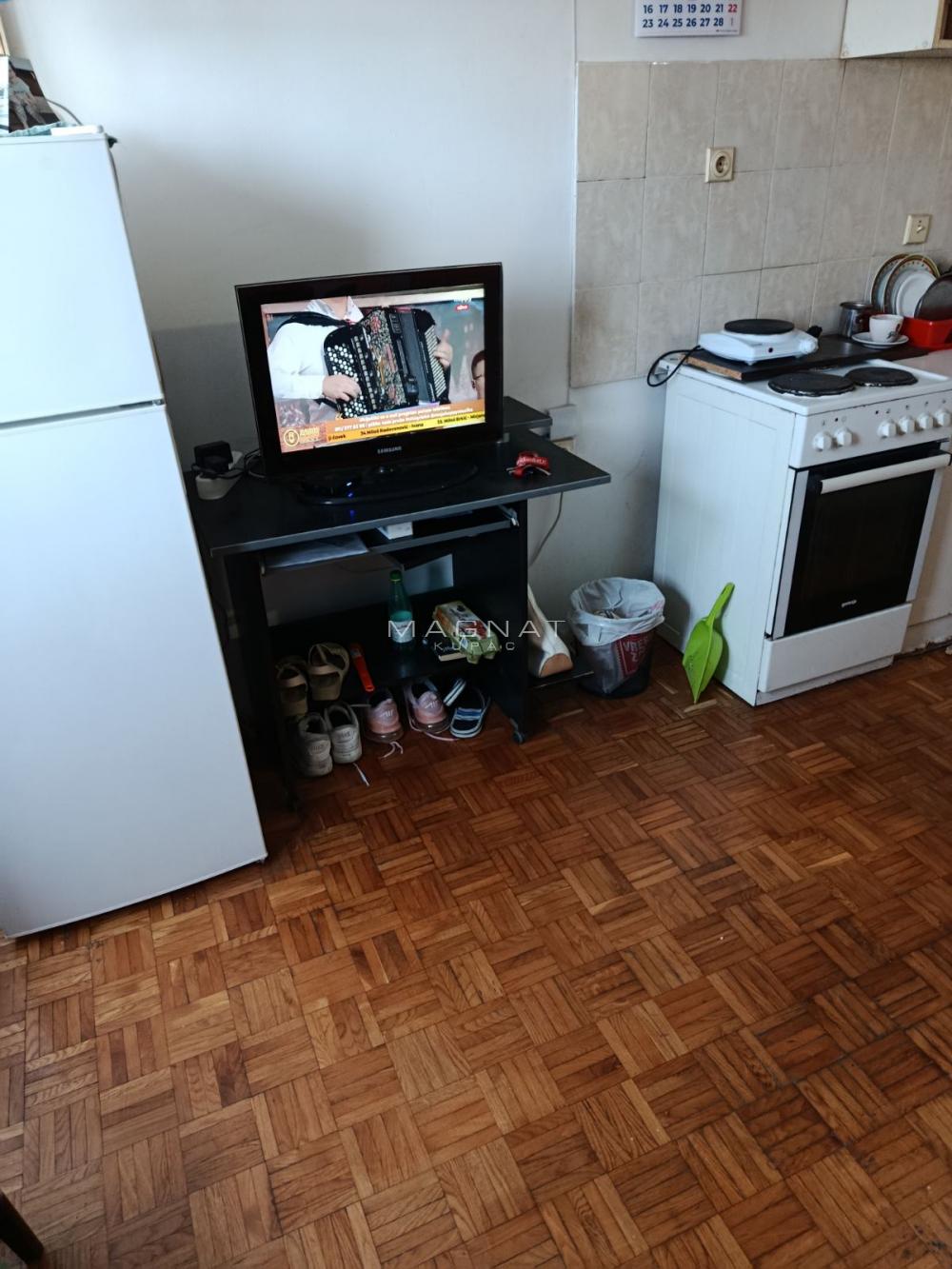 Stan na prodaju u Beogradu, Konjarnik, 13m2, cena 52000 evra