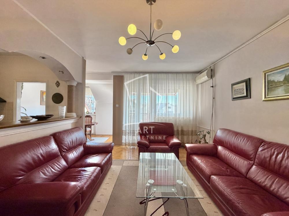 Stan na prodaju u Beogradu, Vračar, troiposoban, 96m2, cena 339000 evra