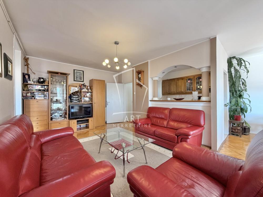 Stan na prodaju u Beogradu, Vračar, troiposoban, 96m2, cena 339000 evra