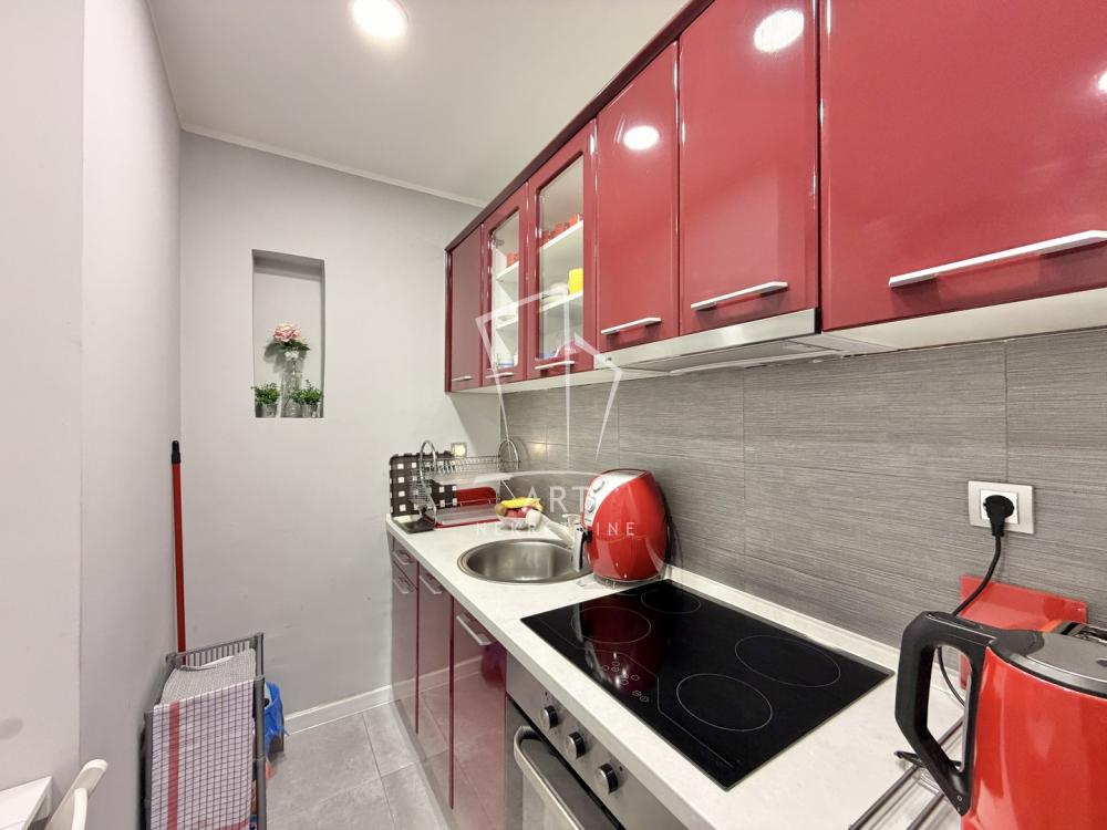 Stan na prodaju u Beogradu, Stari grad, dvosoban, 52m2, cena 250000 evra