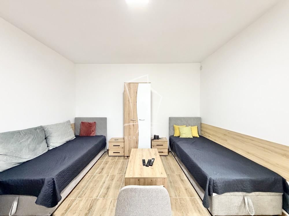 Stan na prodaju u Beogradu, Žarkovo, jednosoban, 32m2, cena 96000 evra