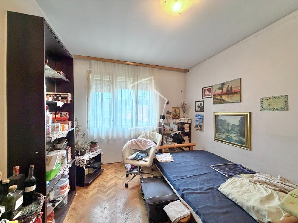 Stan na prodaju u Beogradu, Kumodraž, dvosoban, 50m2, cena 125000 evra