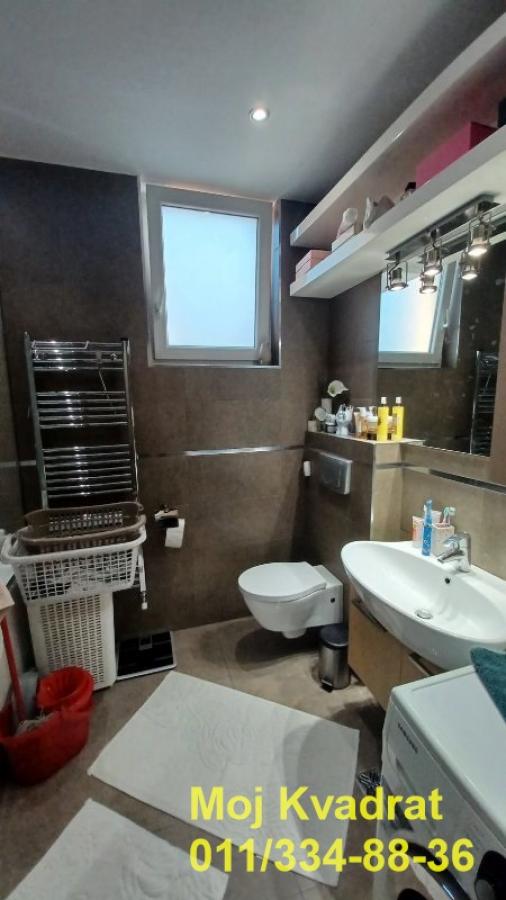 Stan na prodaju u Beogradu, Čukarica, cetvorosoban, 123m2, cena 420000 evra