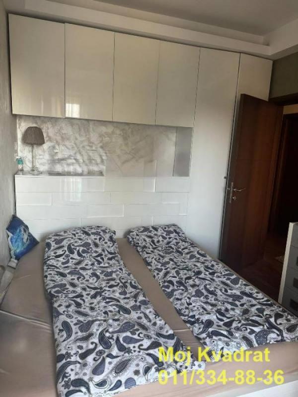 Stan na prodaju u Beogradu, Čukarica, cetvorosoban, 123m2, cena 420000 evra