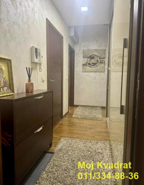 Stan na prodaju u Beogradu, Čukarica, cetvorosoban, 123m2, cena 420000 evra