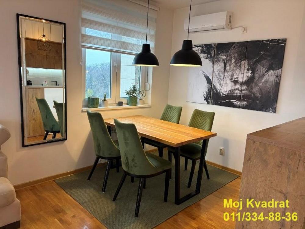 Stan na prodaju u Beogradu, Zeleno brdo, trosoban, 53m2, cena 199920 evra