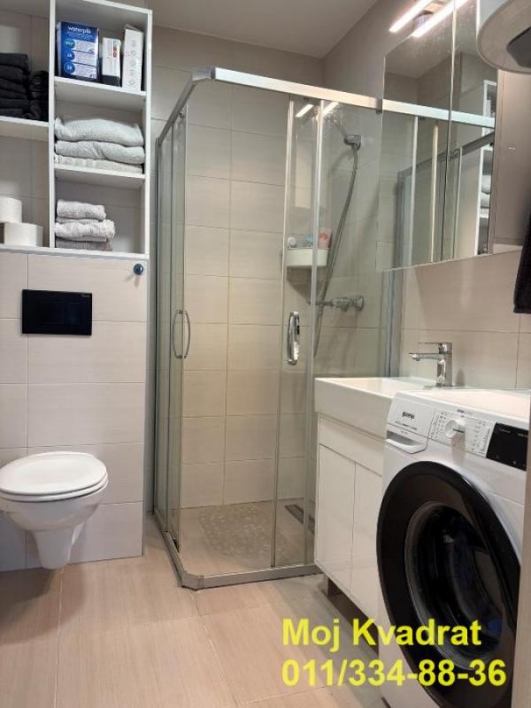 Stan na prodaju u Beogradu, Zeleno brdo, trosoban, 53m2, cena 199920 evra