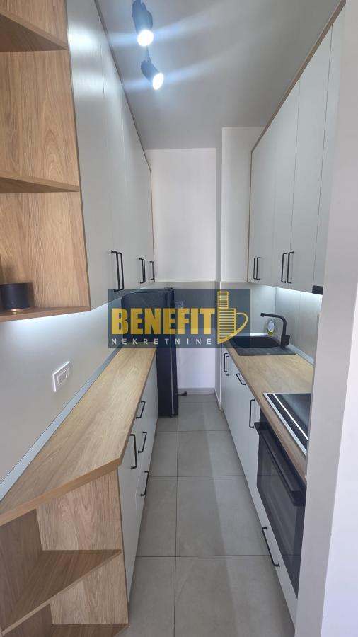 Stan na prodaju u Beogradu, Novi Beograd blok 65, jednosoban, 42m2, cena 172000 evra