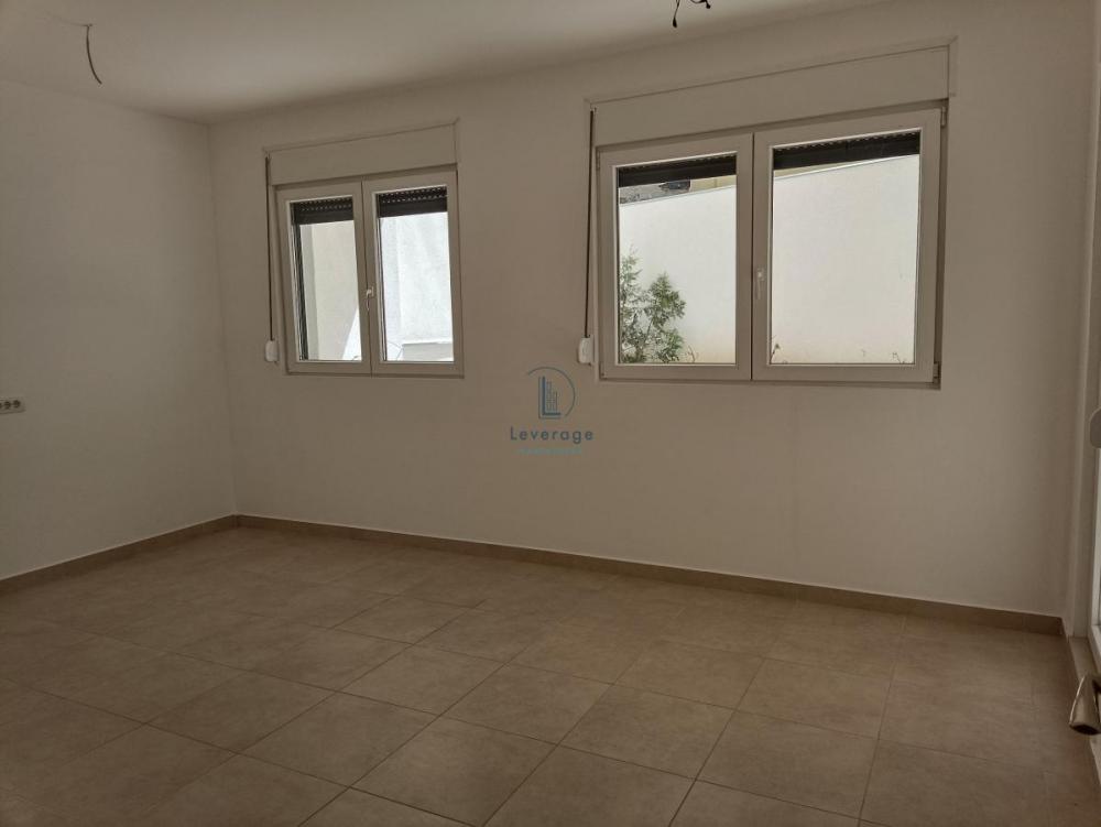 Stan na prodaju u Beogradu, Dušanovac, dvoiposoban, 63m2, cena 210000 evra