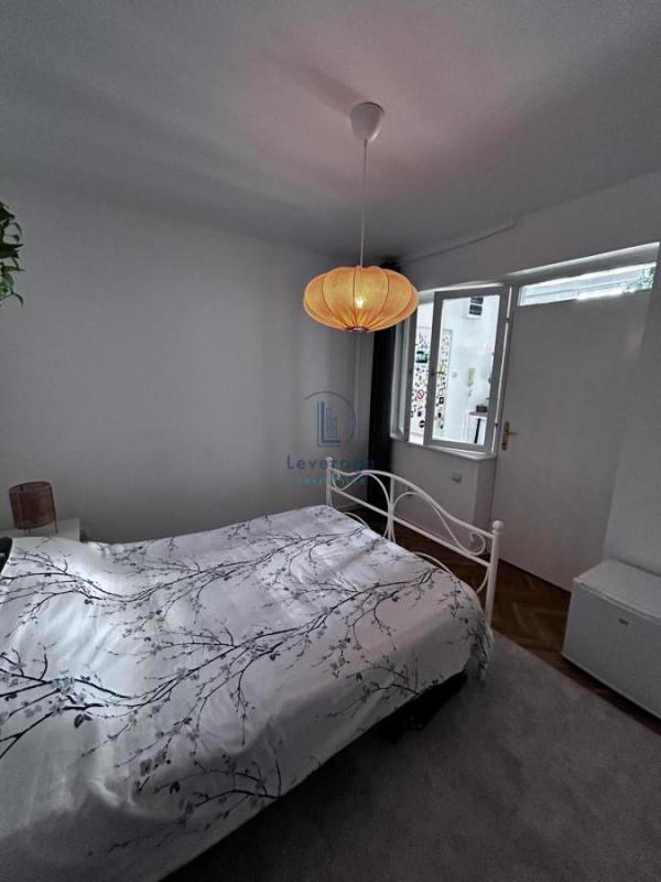 Stan na prodaju u Beogradu, Zeleni venac, jednoiposoban, 47m2, cena 225000 evra