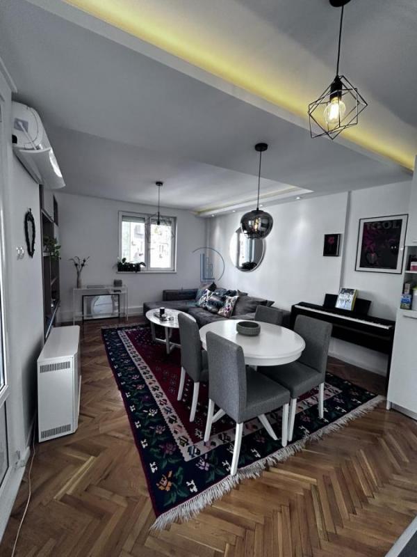 Stan na prodaju u Beogradu, Zeleni venac, jednoiposoban, 47m2, cena 225000 evra