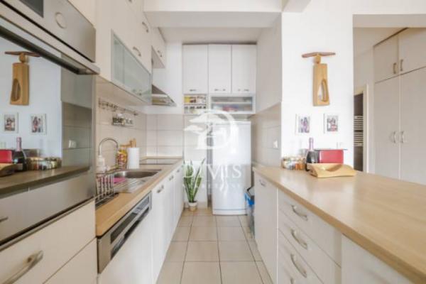 Stan na prodaju u Beogradu, Trošarina, trosoban, 89m2, cena 311500 evra