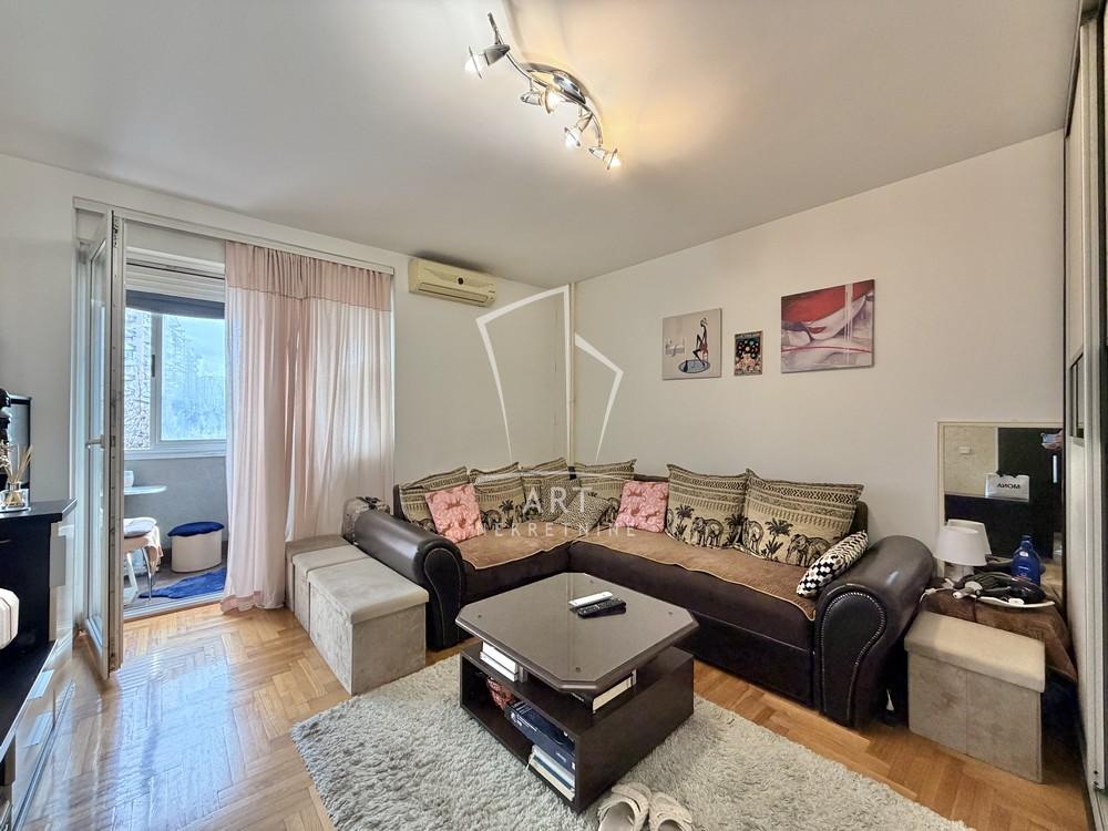 Glavna slika oglasa 271402