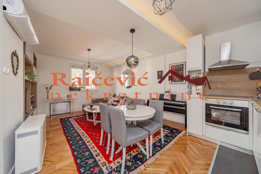 Stan na prodaju u Beogradu, Beograd (centar), dvosoban, 50m2, cena 225000 evra