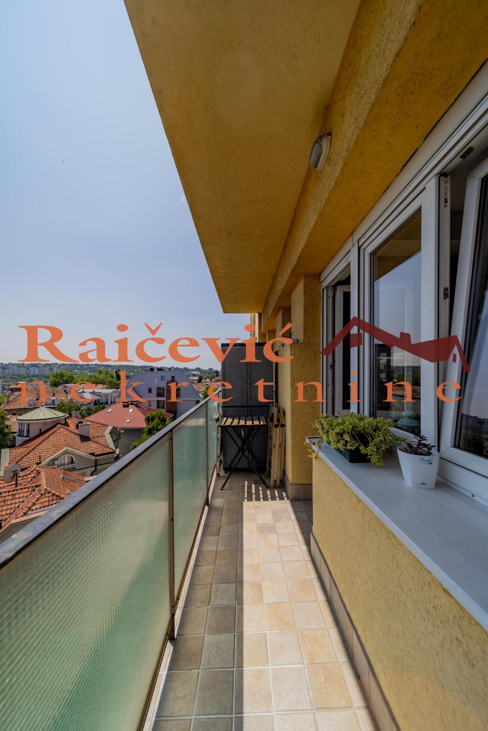 Stan na prodaju u Beogradu, Čubura, dvosoban, 63m2, cena 265000 evra