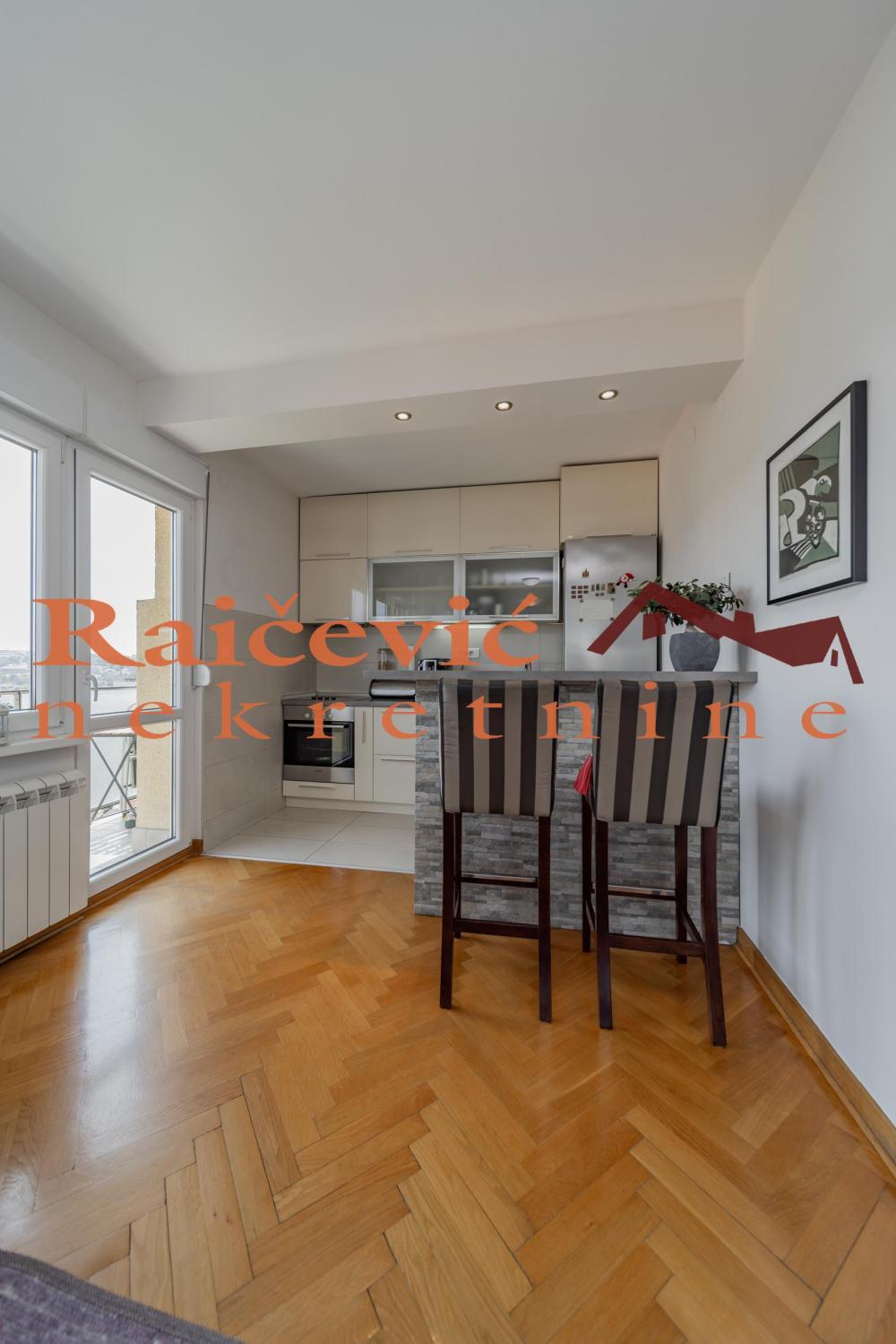 Stan na prodaju u Beogradu, Čubura, dvosoban, 63m2, cena 265000 evra