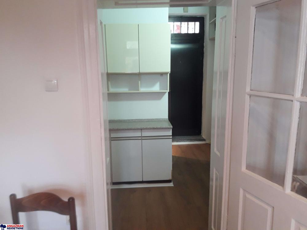 Stan na prodaju u Beogradu, Senjak, jednosoban, 23m2, cena 85000 evra