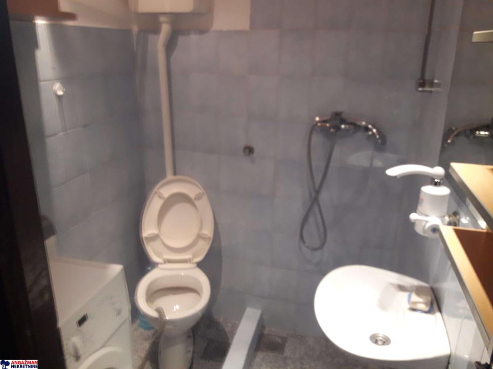 Stan na prodaju u Beogradu, Senjak, jednosoban, 23m2, cena 85000 evra