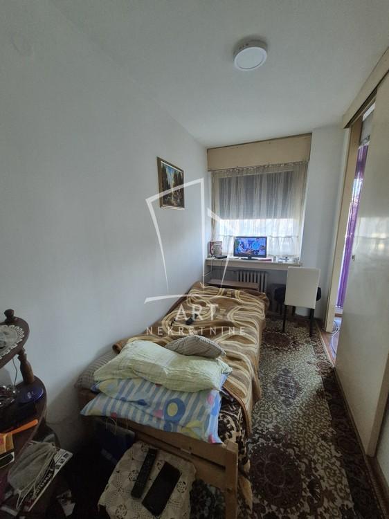 Stan na prodaju u Beogradu, Novi Beograd, jednoiposoban, 43m2, cena 190000 evra